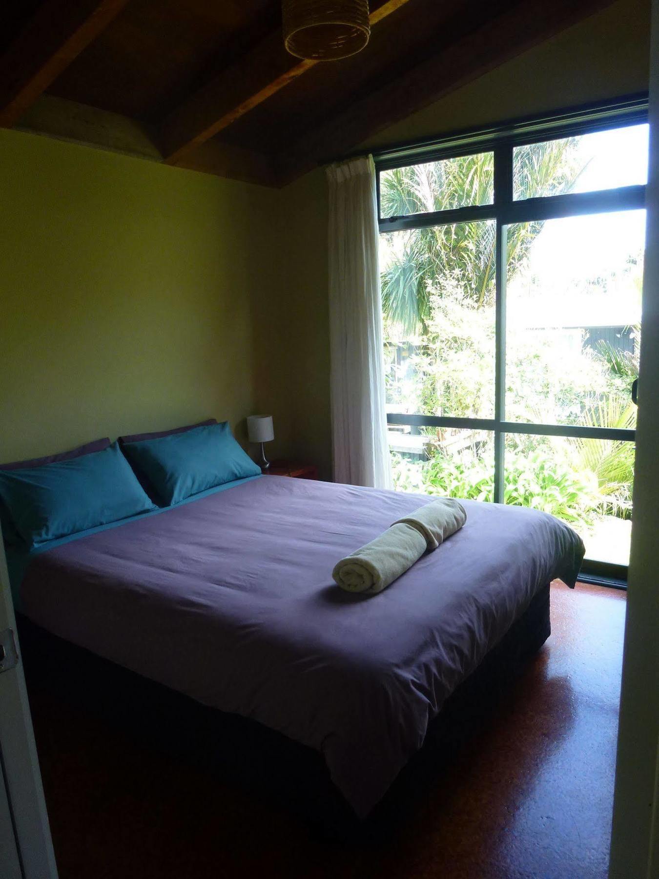 Piha Beachstay Accommodation Exterior photo